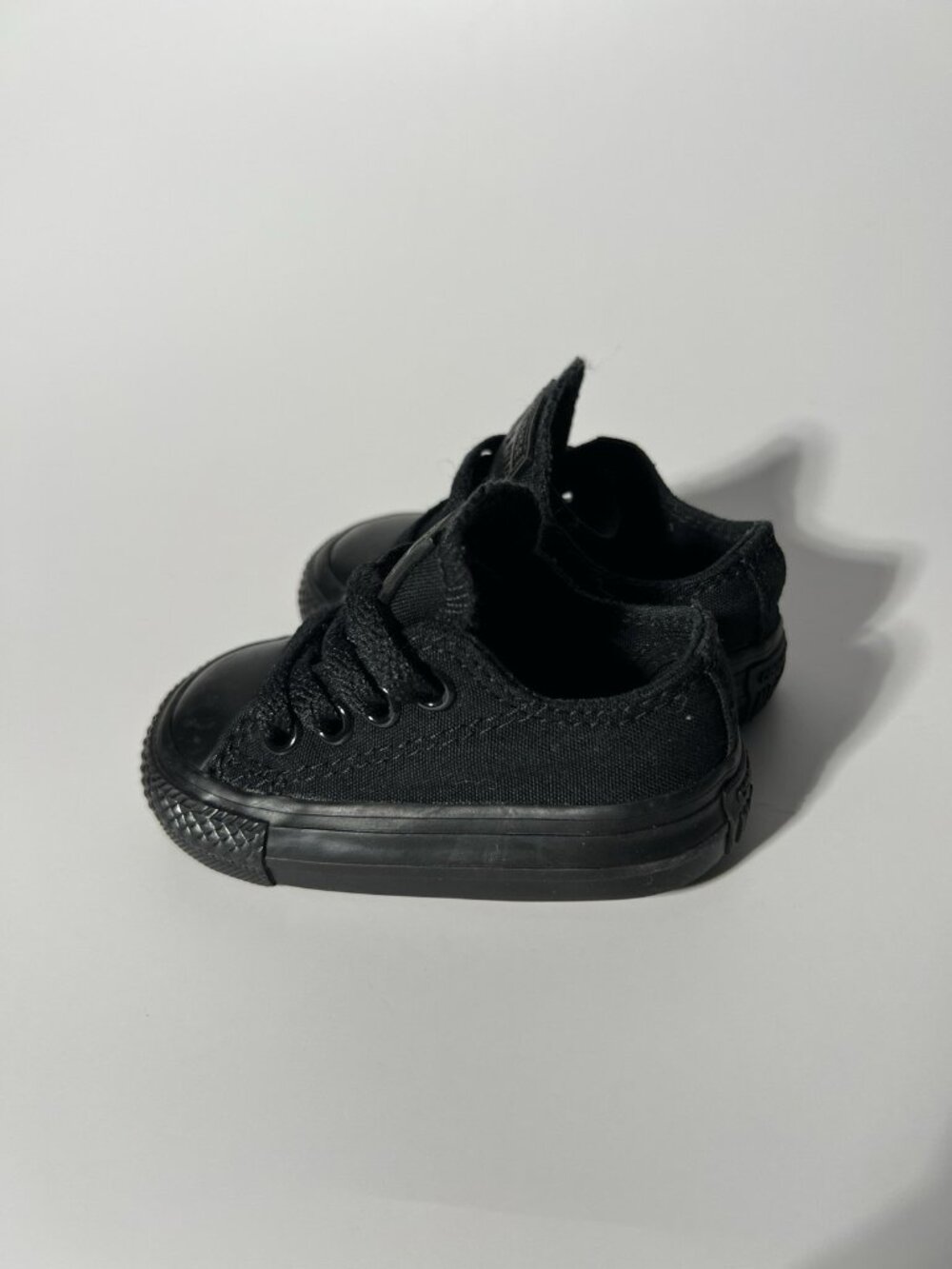 Converse Chuck Taylor All Star Black Canvas Baby Infant Size 2 Low Top - Picture 4 of 12